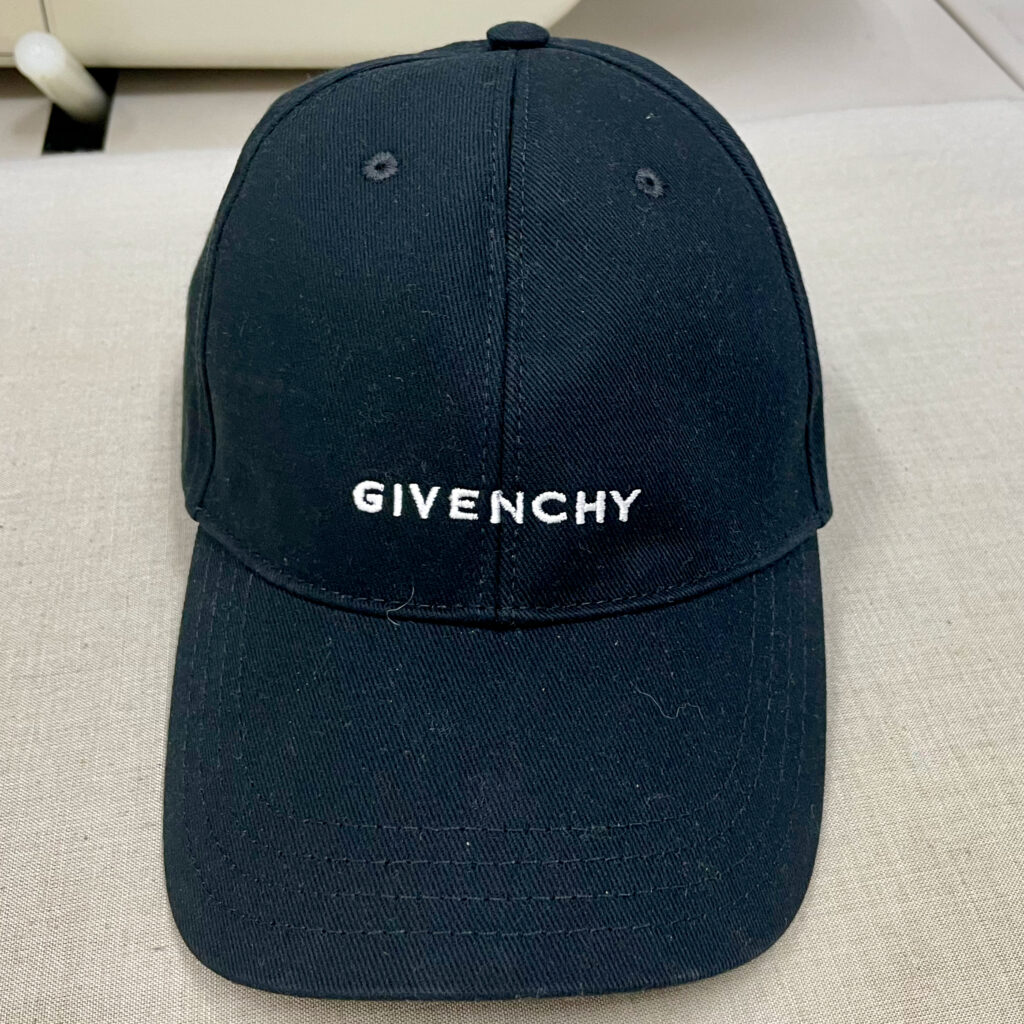 GIVENCHY PARIS キャップのクリーニング事例 ビフォー